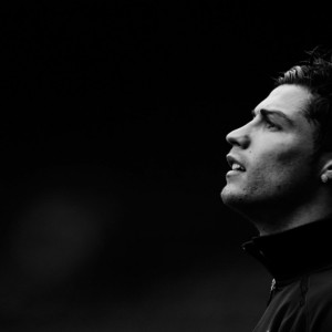 爱游戏 电竞-丹麦海边军营赞助商 欧预赛前愿望属实，丹麦求援