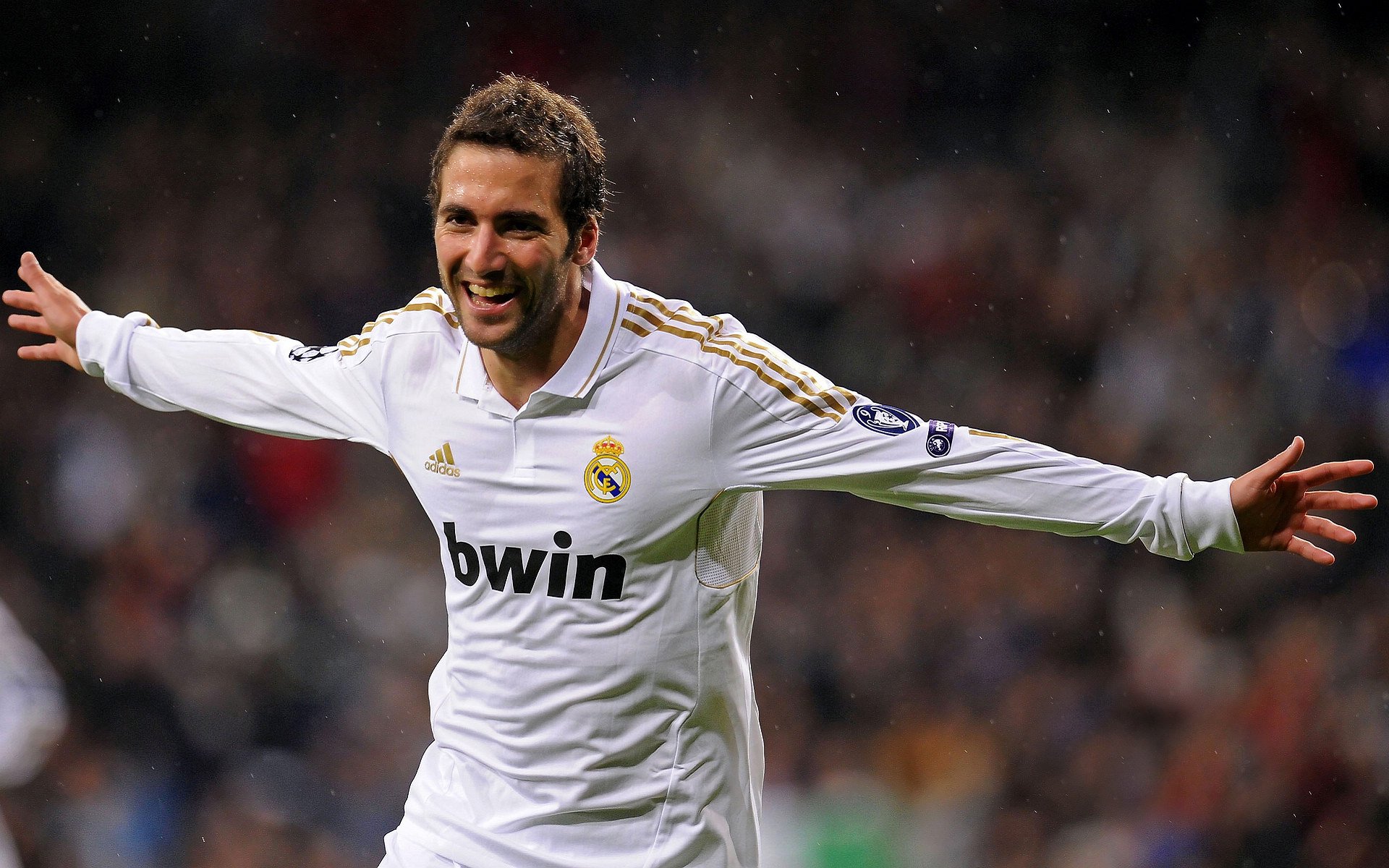 《电竞“黑科技”:人工智能助力赛事分析》,人工智能对战职业选手